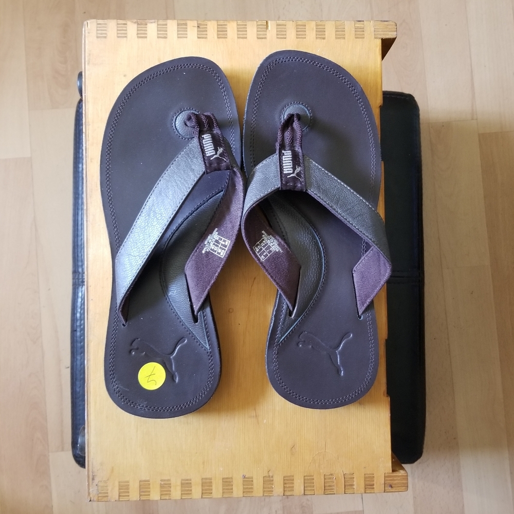 PUMA Brown Leather Thong Sandals Size 7/Size 5.5 M